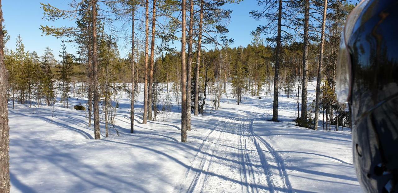 Вілла Hamra Stugby - Nature Adventures Hamra Екстер'єр фото